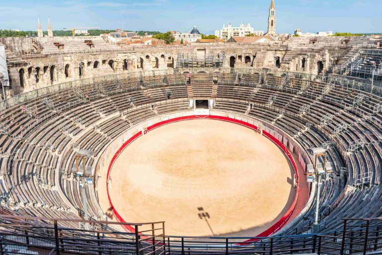 Intérieur des Arènes de Nîmes
